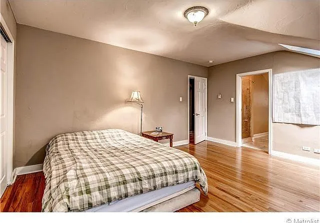 1125 N Clarkson St — Photo 8