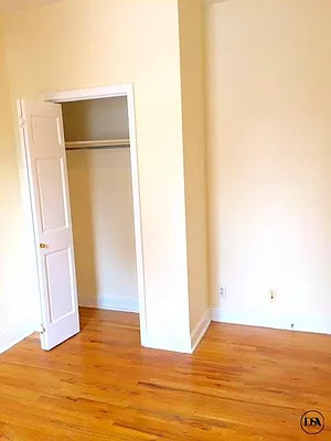 Rented by DSA Realty | media 28