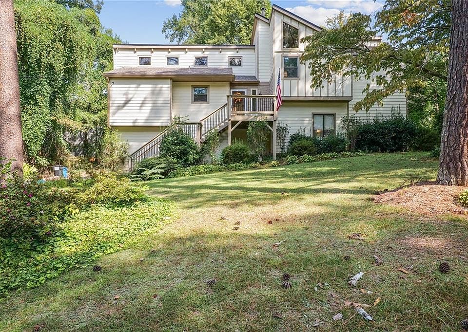 1st image of 4941 Tremont Dr NE