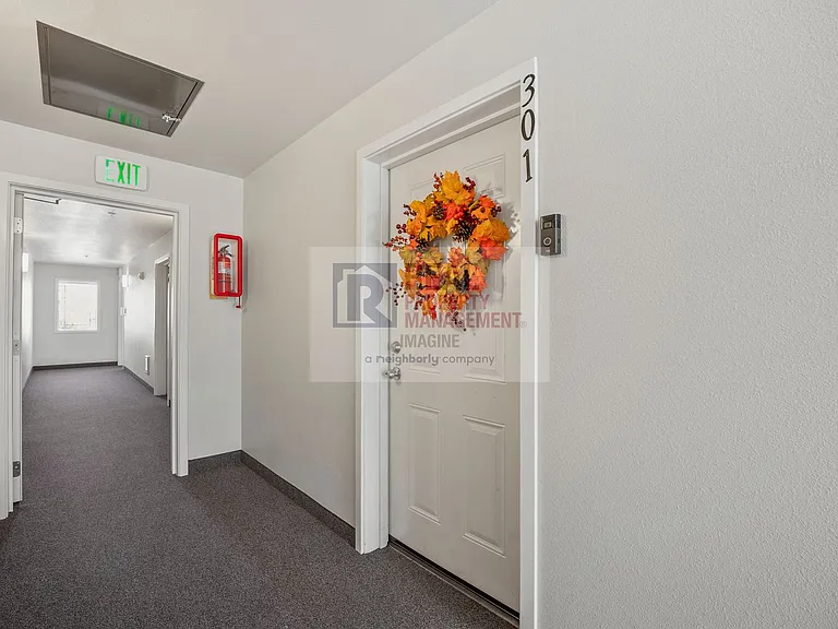 13207 97th Ave E #301 — Photo 3