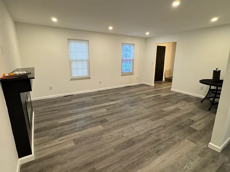 372 Sunset Rd — Photo 4