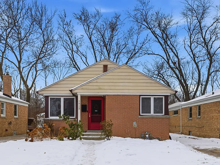 1512 Mulford St — Photo 19