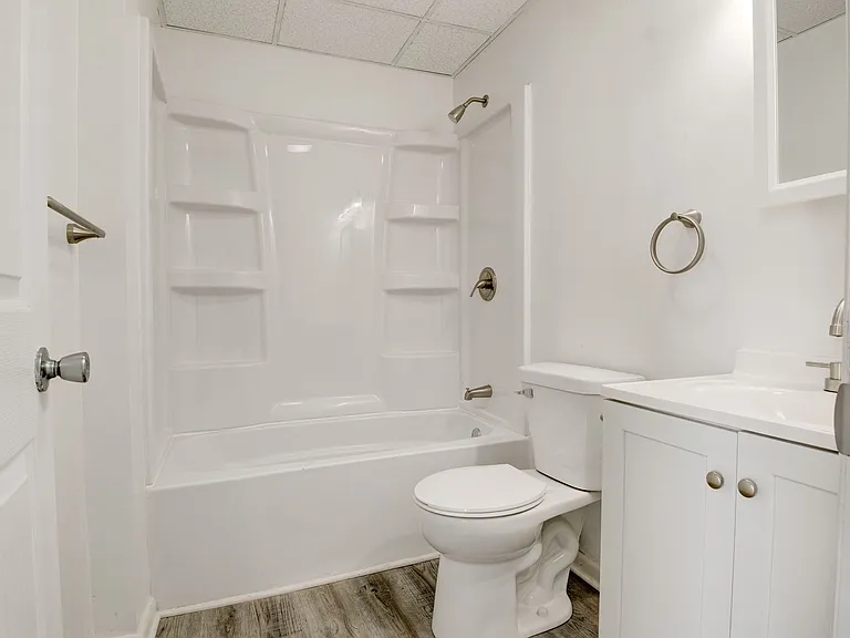 430 N Central Ave — Photo 4