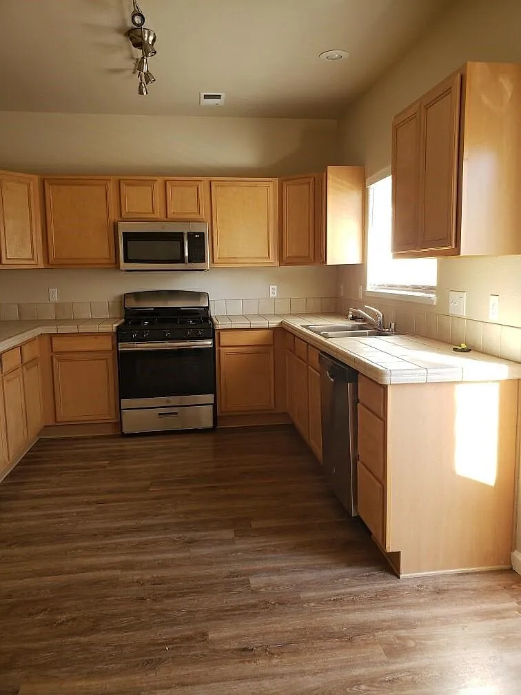 4580 Kathleen Denise Ln photo 1