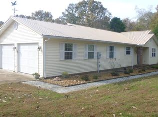 45 Valentine Branch Rd, Big Sandy, TN 38221