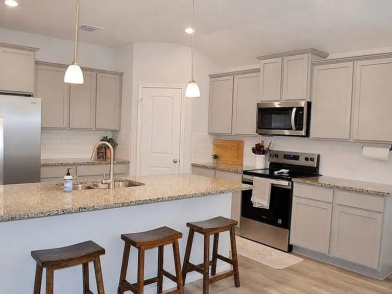 4431 Allison Dr — Photo 8