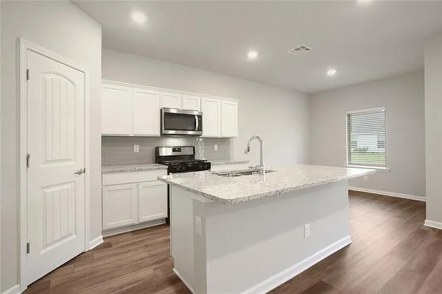 541 New Basin Rd — Photo 4