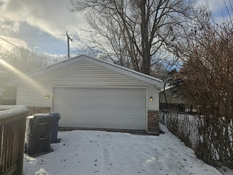 15593 Gaylord St — Photo 2