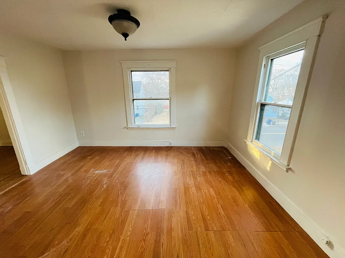 Building Photo - 579 Woodward Ave #2