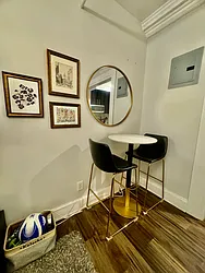 Rented by R New York
