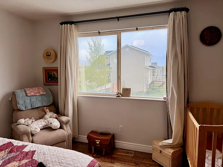 2453 S 2940 W — Photo 3
