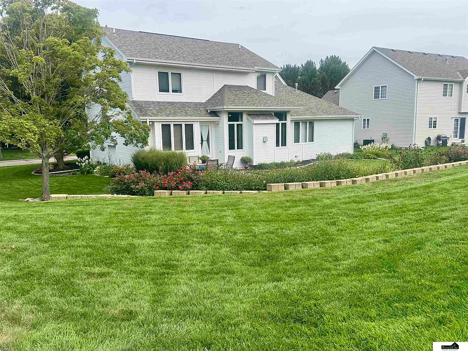 2nd image of 2545 Nancy Dr