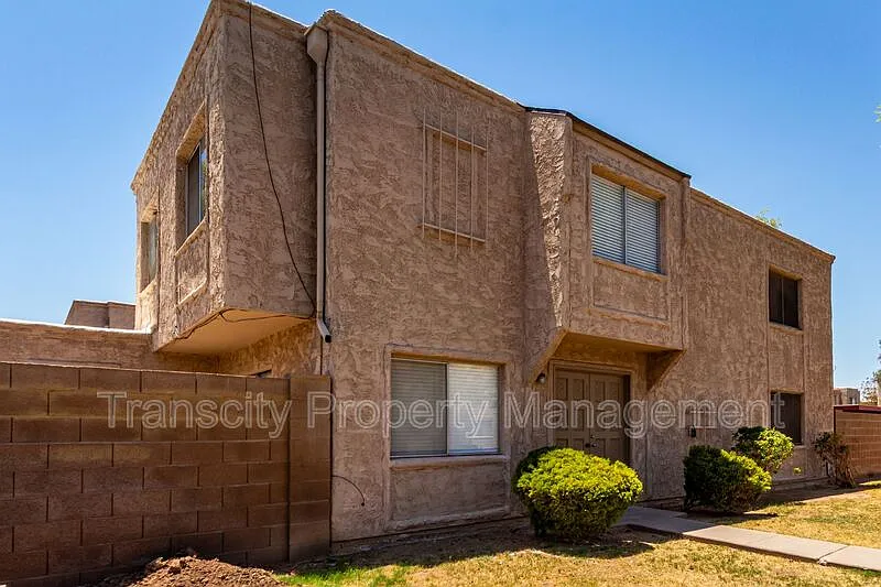 600 S Dobson Rd #102-bldg 23