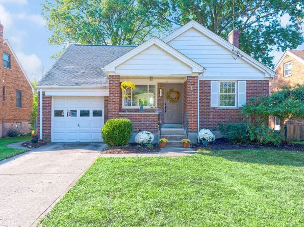 3831 S Broadlawn Cir, Cincinnati, OH 45236
