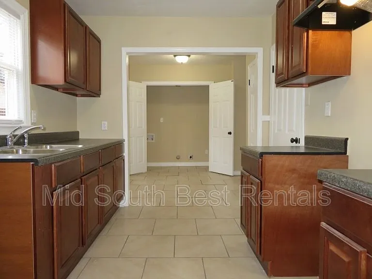 3729 Mason Ave — Photo 5