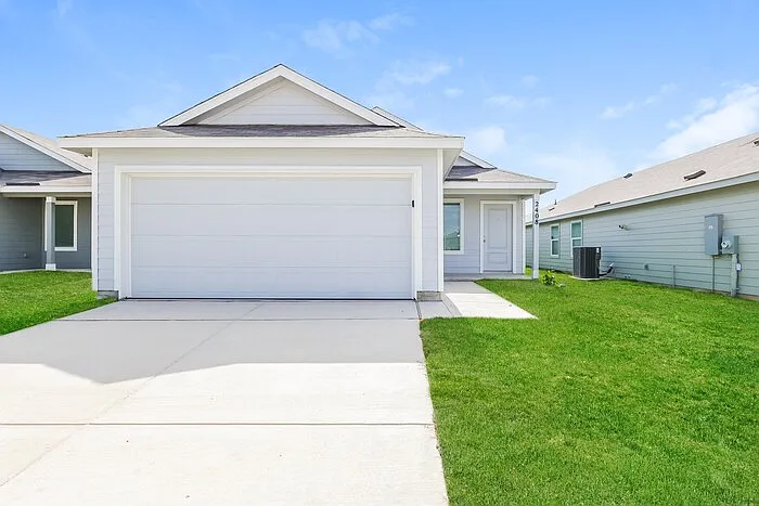 2408 Shady Grv