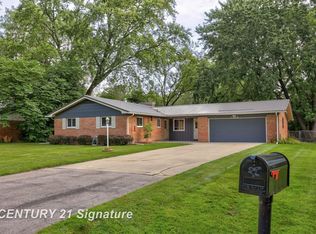 1686 Vancouver Dr, Saginaw, MI