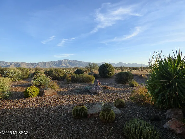 61217 E Arbor Basin Rd — Photo 36