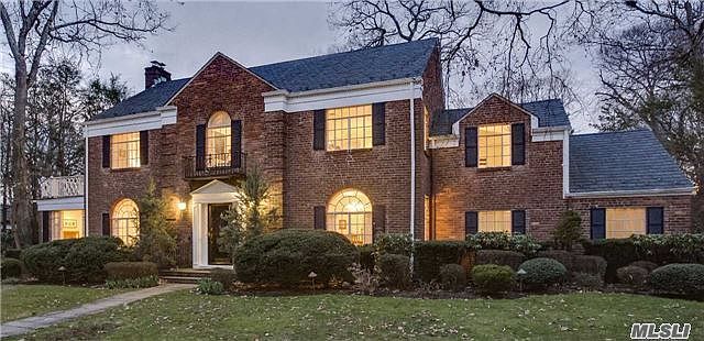 107 Deepwood Road, East Hill