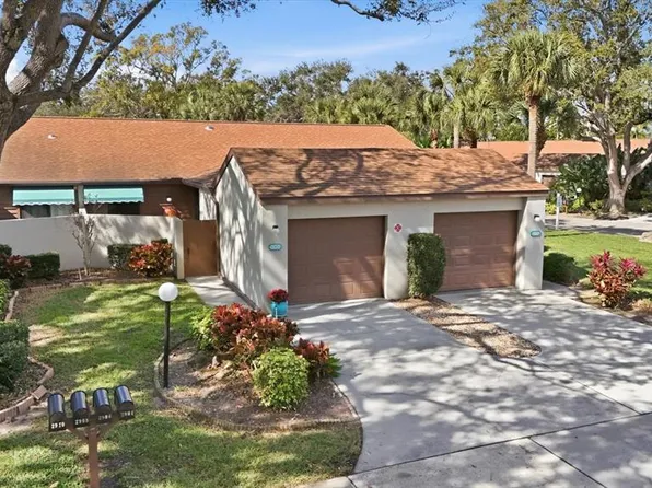 2906 Oak Ln, Bradenton, FL 34209