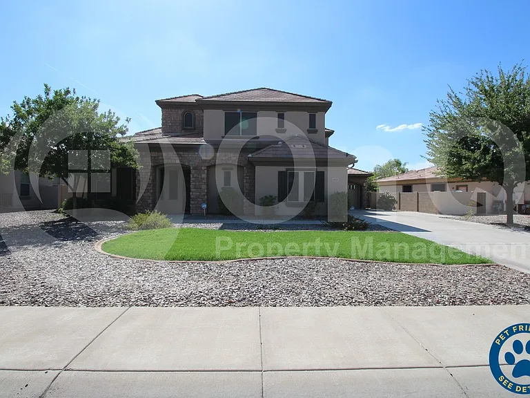 4598 S Burma Rd — Photo 1
