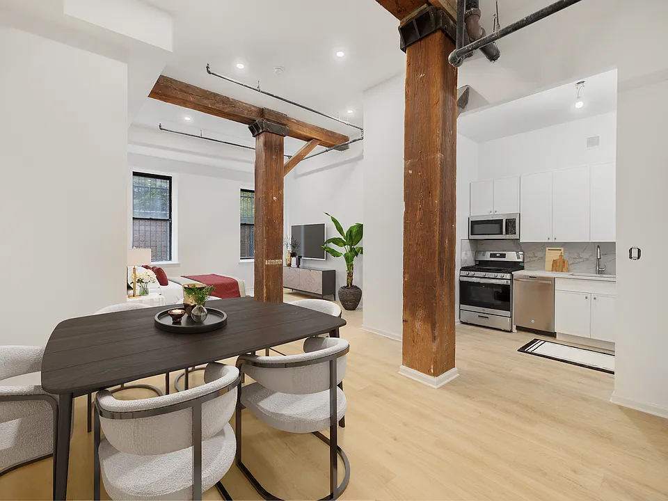 79 Clifton Pl #1C