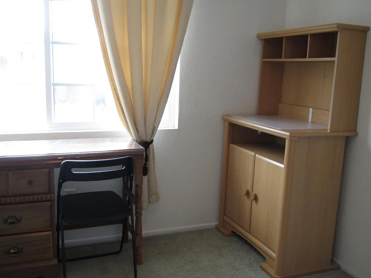 1 bed, 1.5 bath, 180 sqft, $850 — Photo 4