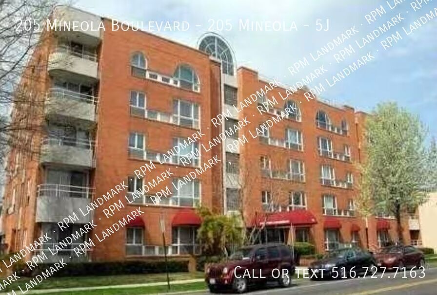 1st image of 205 Mineola Blvd APT 5J