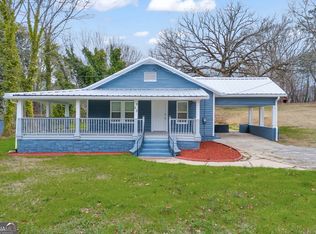 943 S Pond St, Toccoa, GA 30577