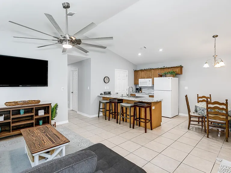 8410 Jarmen Ln — Photo 15