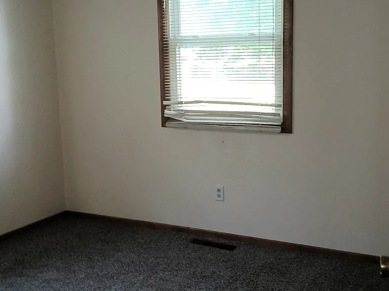203 Ellen Ave — Photo 15
