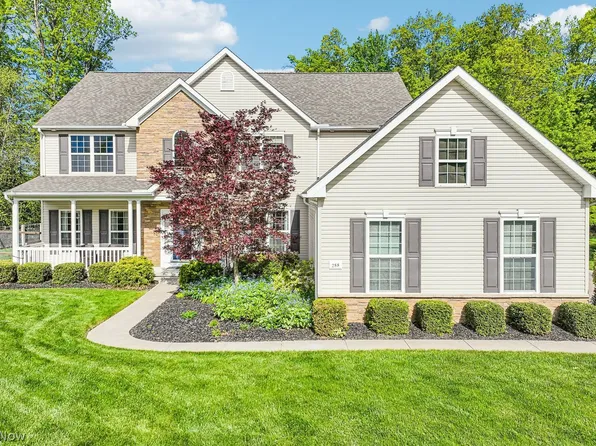 288 Balthazar Cir, Avon Lake, OH 44012