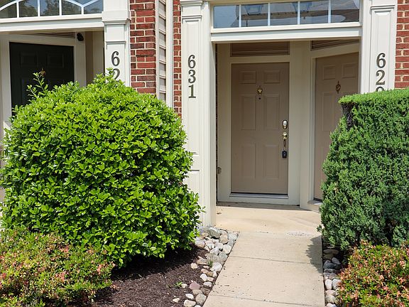 2nd image of 631 Kingfisher Ave #1