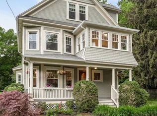 60 Crest Ave, Longmeadow, MA 01106