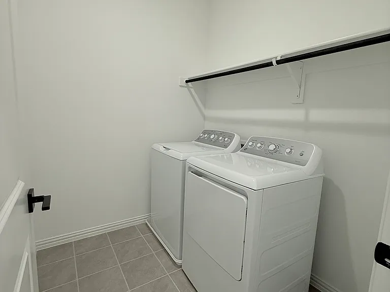 4416 Henderson Ave — Photo 18