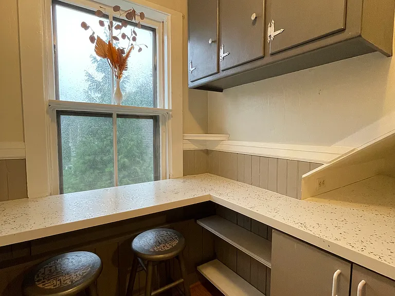 Springhill Ave — Photo 18