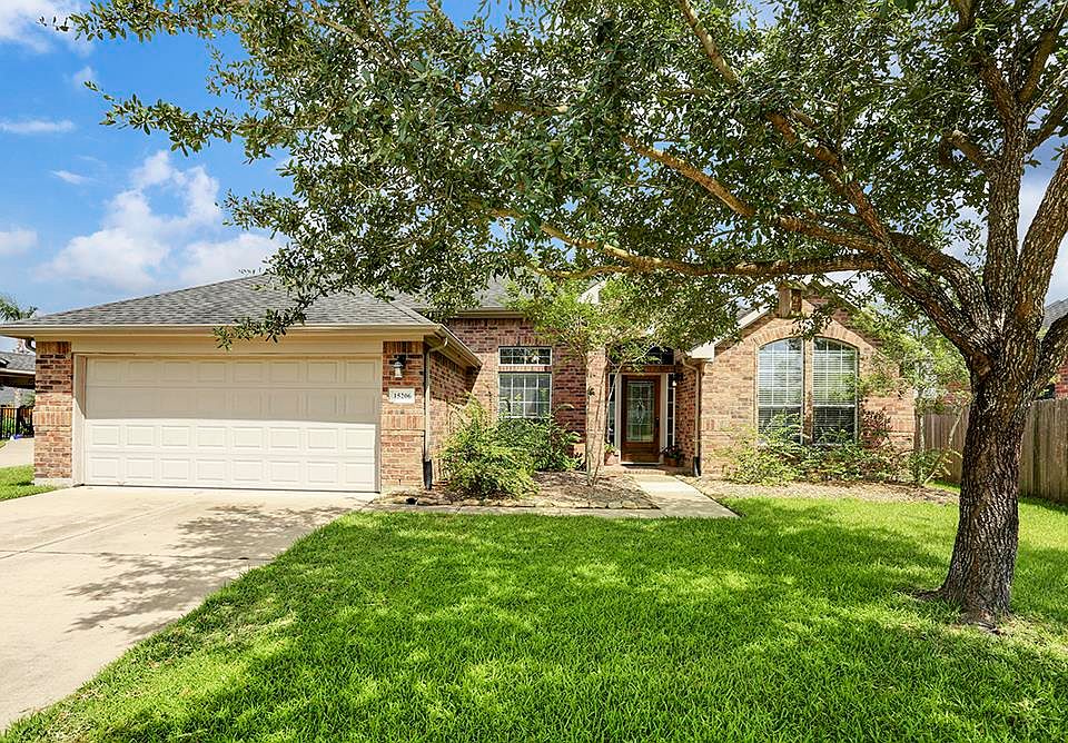 1st image of 15206 Desert Star Ct