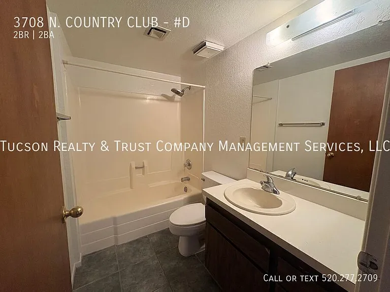 3708 N Country Club Rd #D — Photo 11