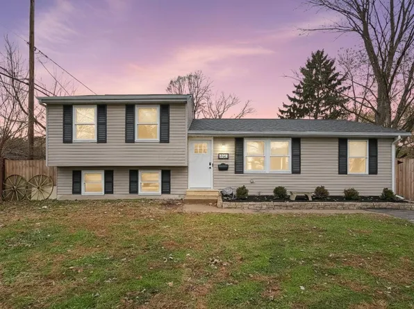 4940 Brewster Dr, Columbus, OH 43232