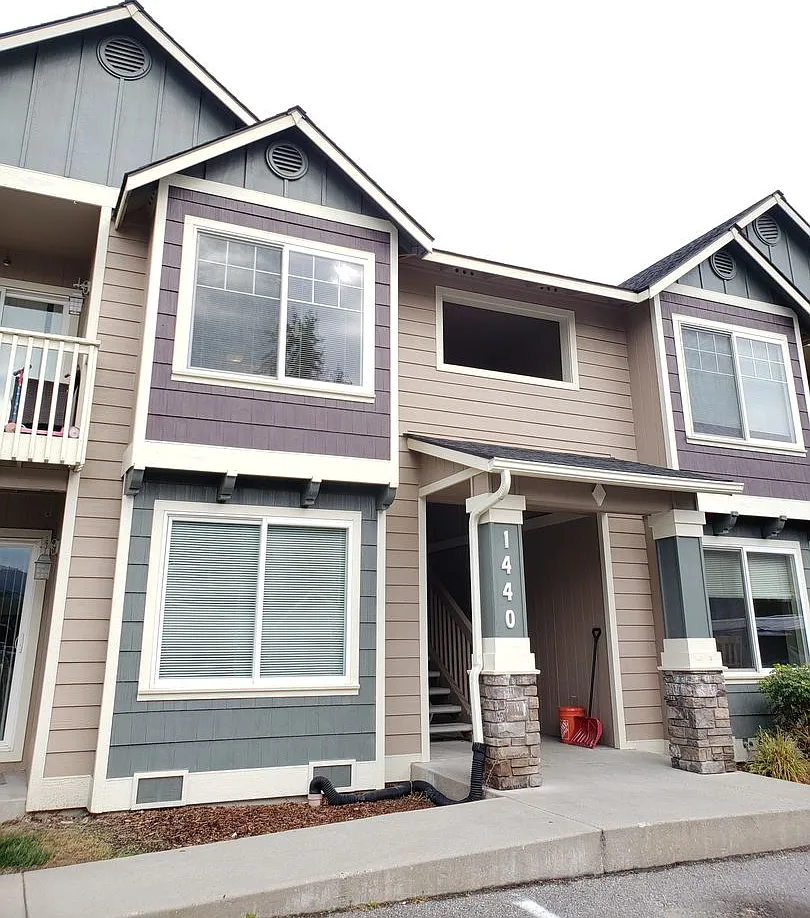 Parkside Condos — Photo 1
