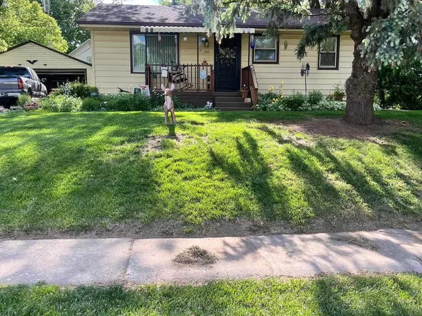312 N Park Ave, Oakland, NE 68045