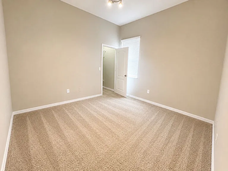 1341 Salmonberry St — Photo 31