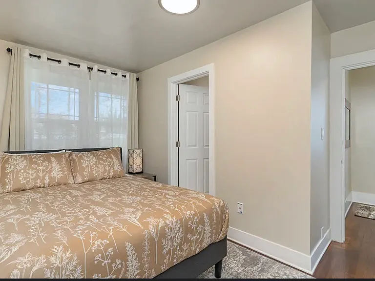 5002 Green Lake Way N #A — Photo 16