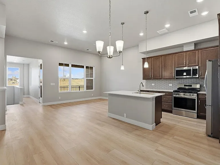 6793 Maple Leaf Dr #202 — Photo 5