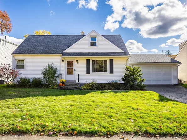 21 Edmonton Rd, Rochester, NY 14609