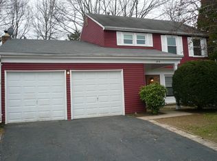 1918 Harcourt Ave, Crofton, MD 21114