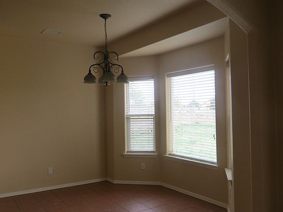 2nd image of 4802 Calle De Nubes