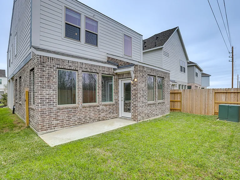 31915 Bromley Fern Dr — Photo 22