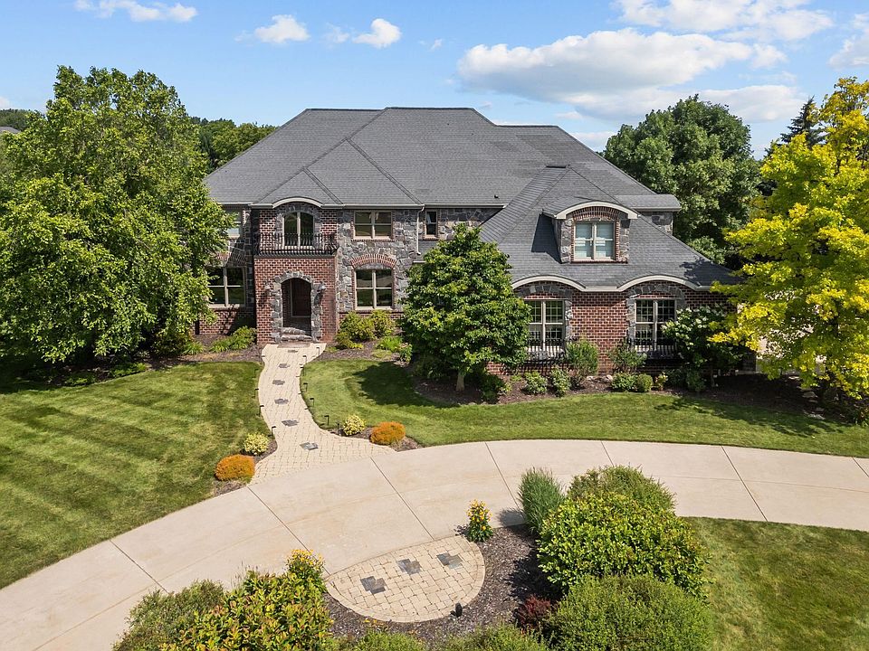 2730 E Apple Hill Blvd, Appleton, WI 54913 | MLS #50325605 | Zillow