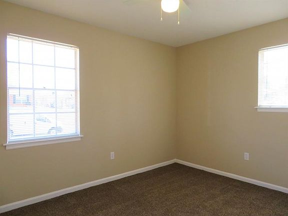 2nd image of 4499 Sunvalley Dr